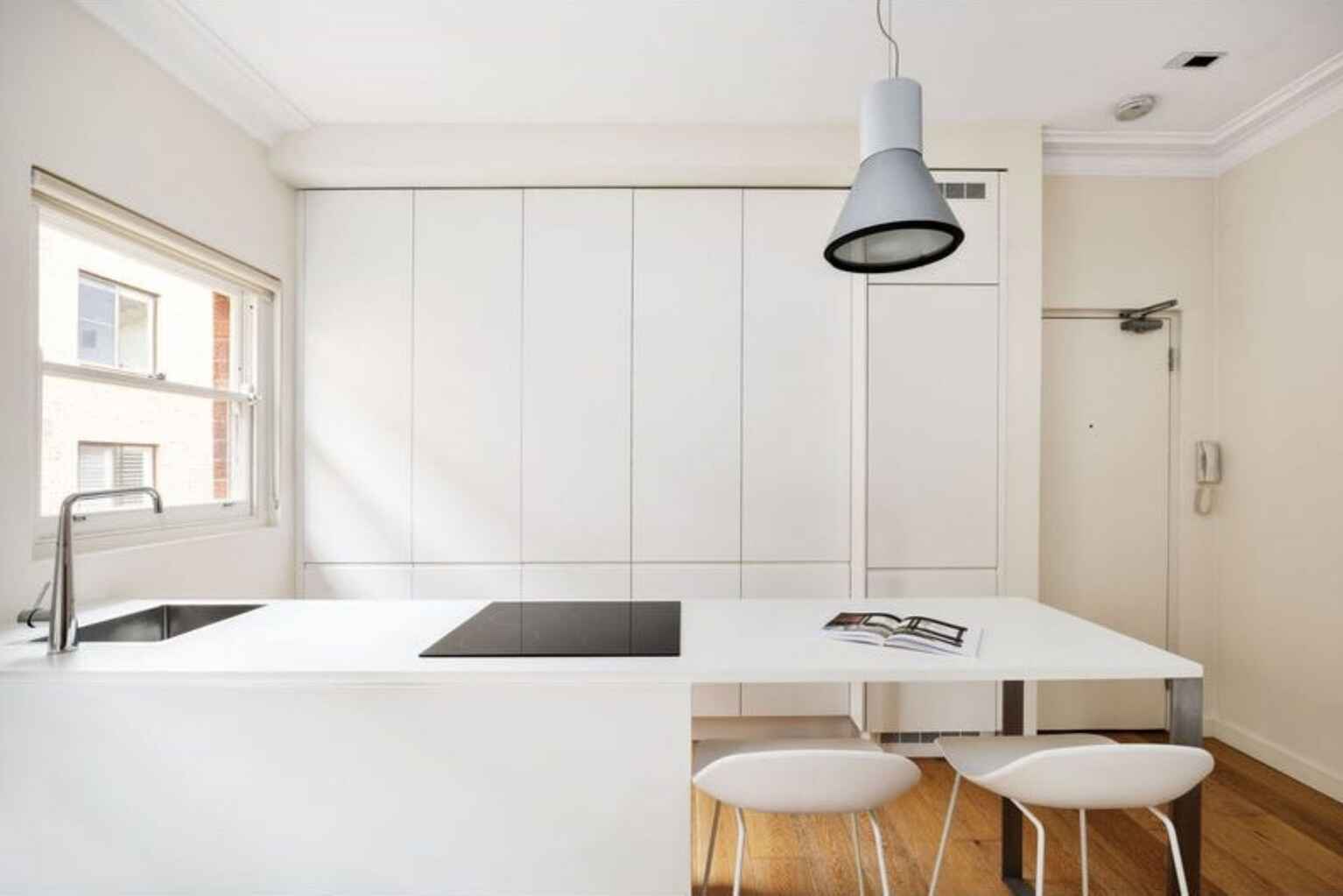 8/3 Liverpool Street Rose Bay