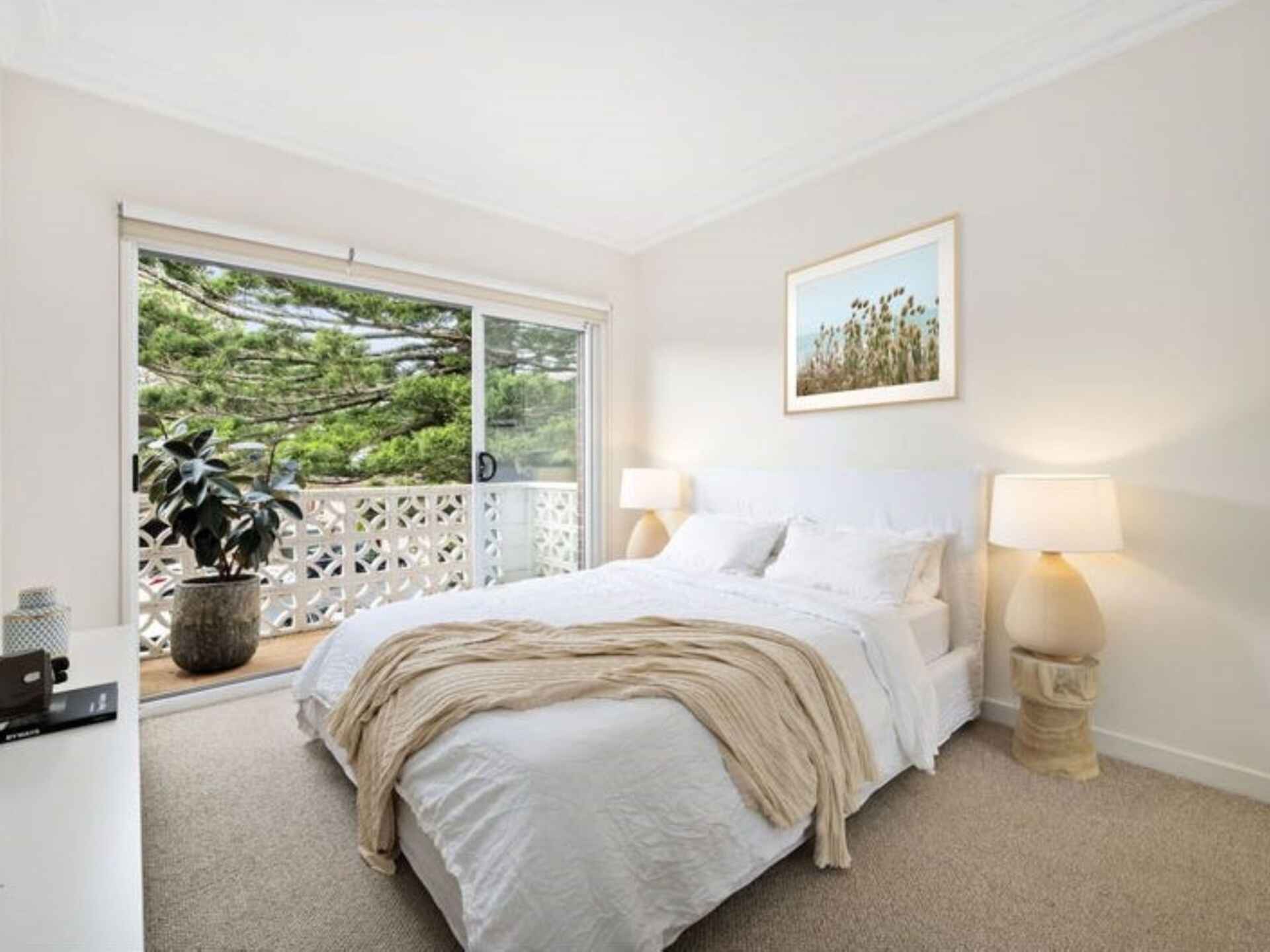 8/3 Liverpool Street Rose Bay