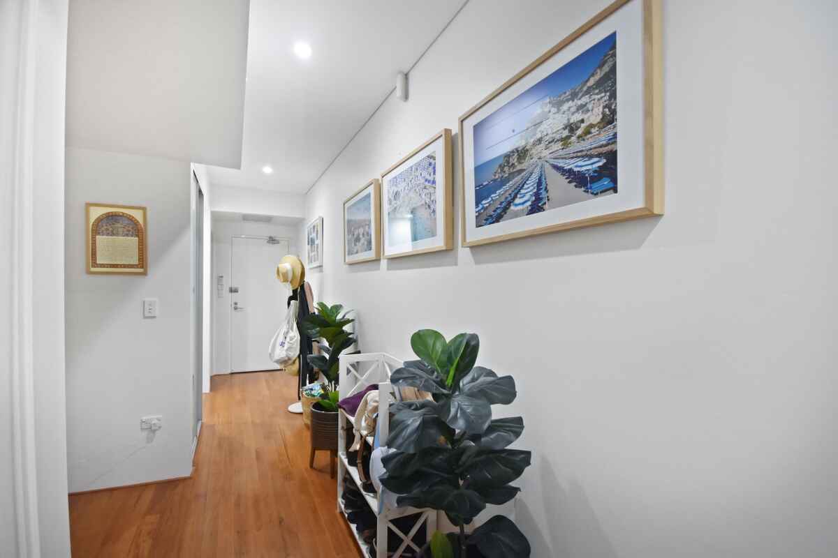 1/18 Simpson Street Bondi Beach