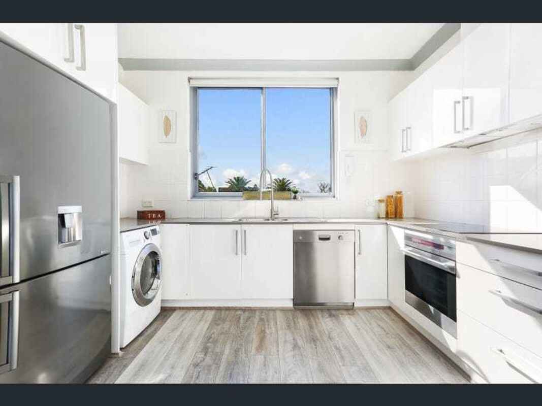 6/15 Captain Pipers Road Vaucluse