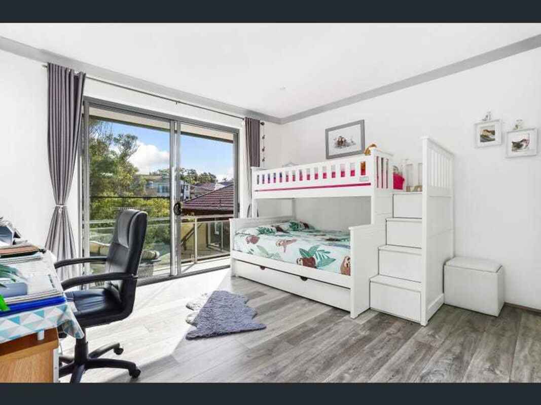 6/15 Captain Pipers Road Vaucluse