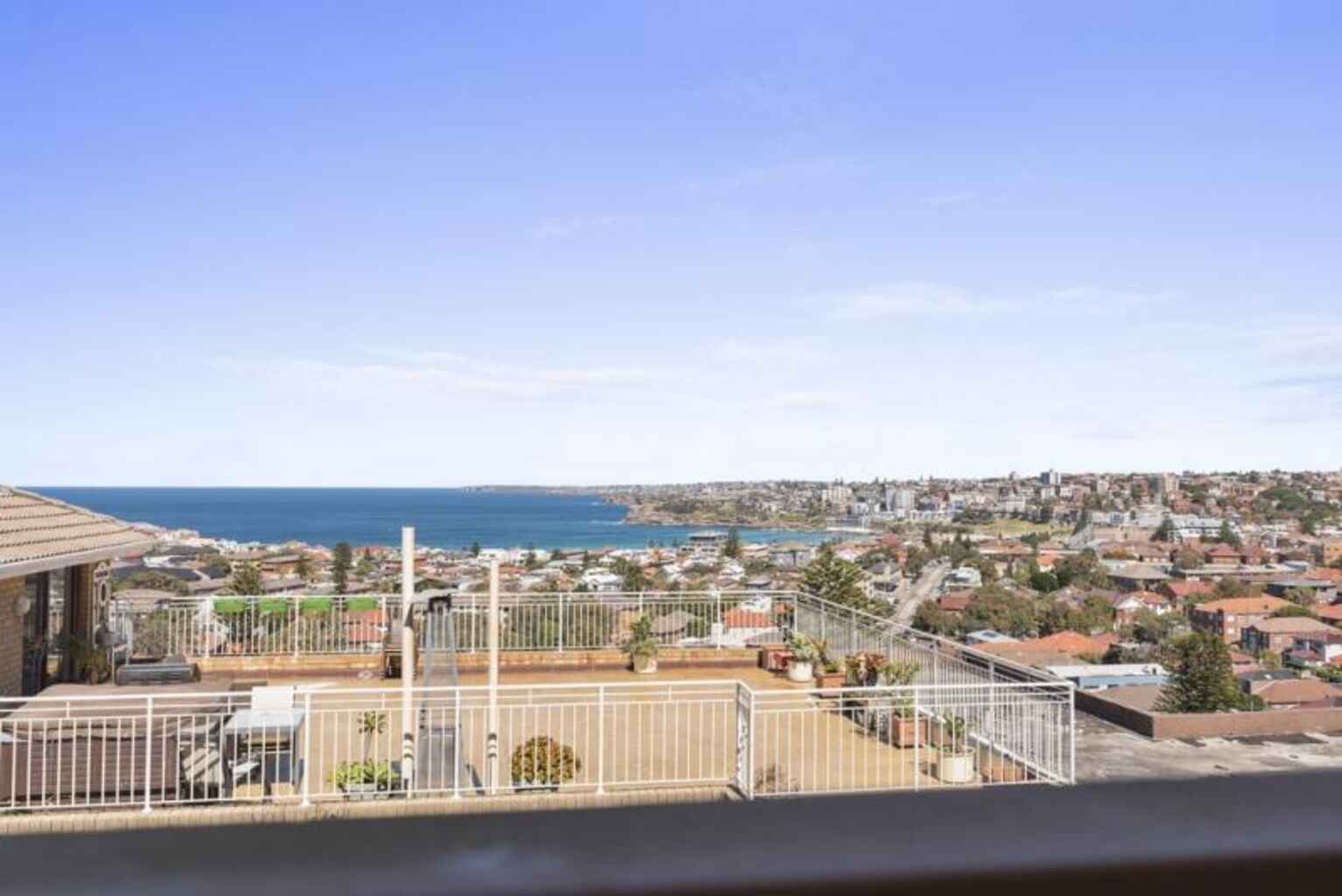 52/48-50 Military Road North Bondi