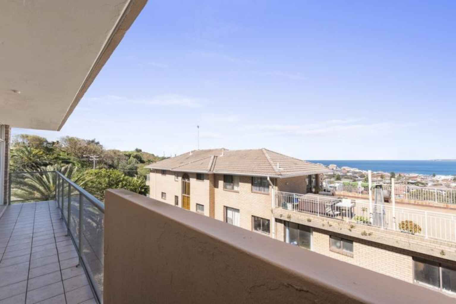 52/48-50 Military Road North Bondi