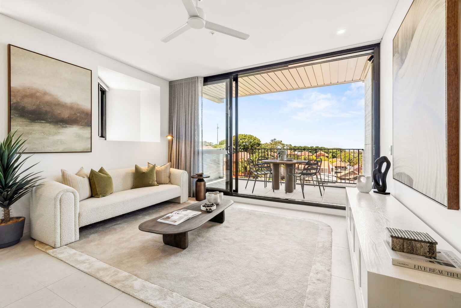 2bed/16A Llandaff Street Bondi Junction 2bed/16A Llandaff Street Bondi Junction