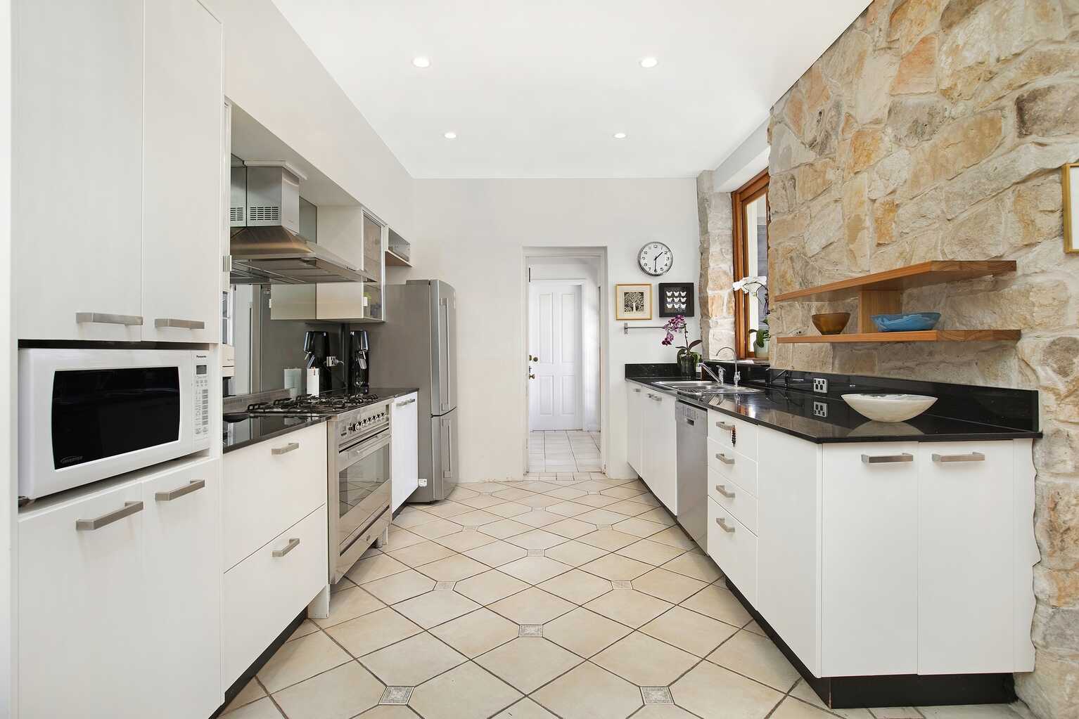 37 Blenheim Street Queens Park