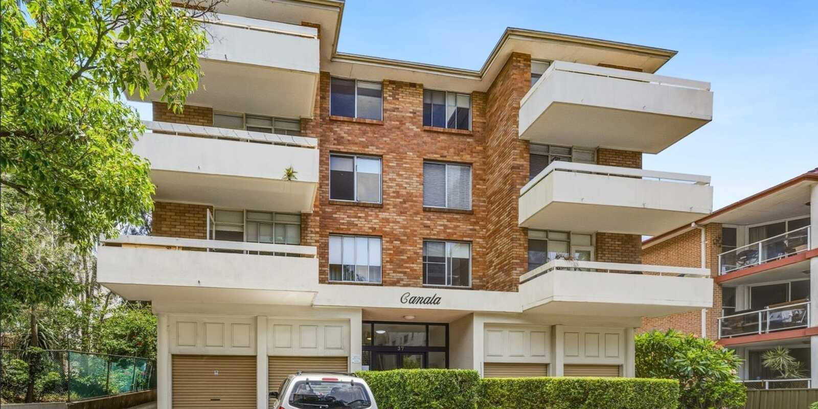 11/37 Penkivil Street Bondi
