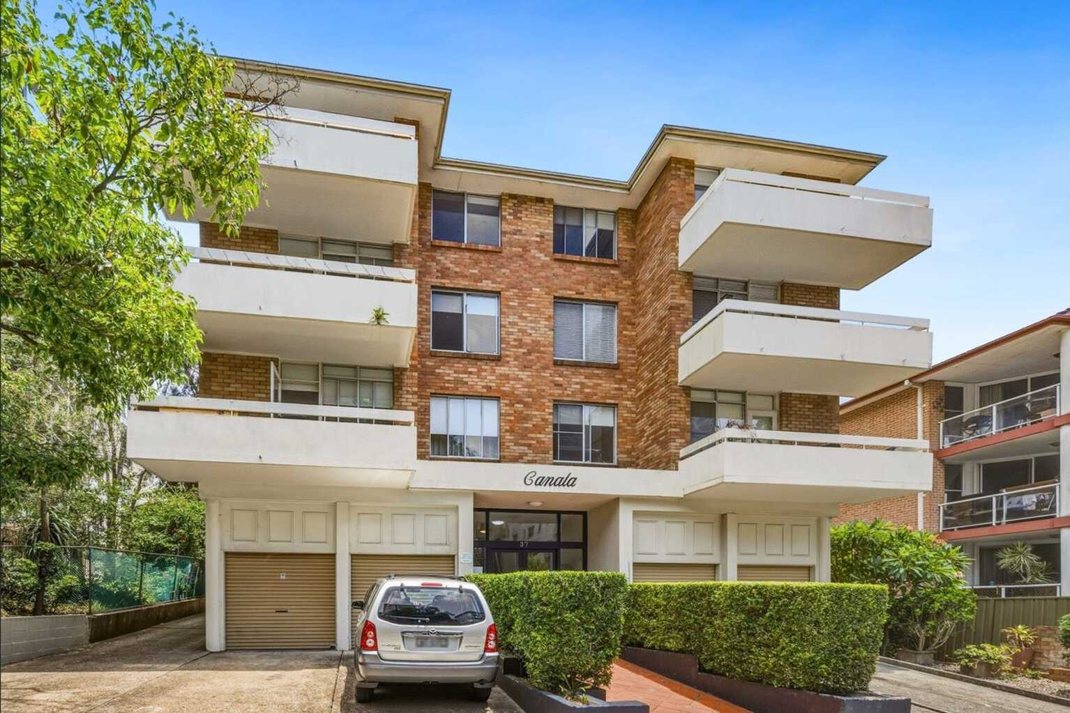 11/37 Penkivil Street Bondi