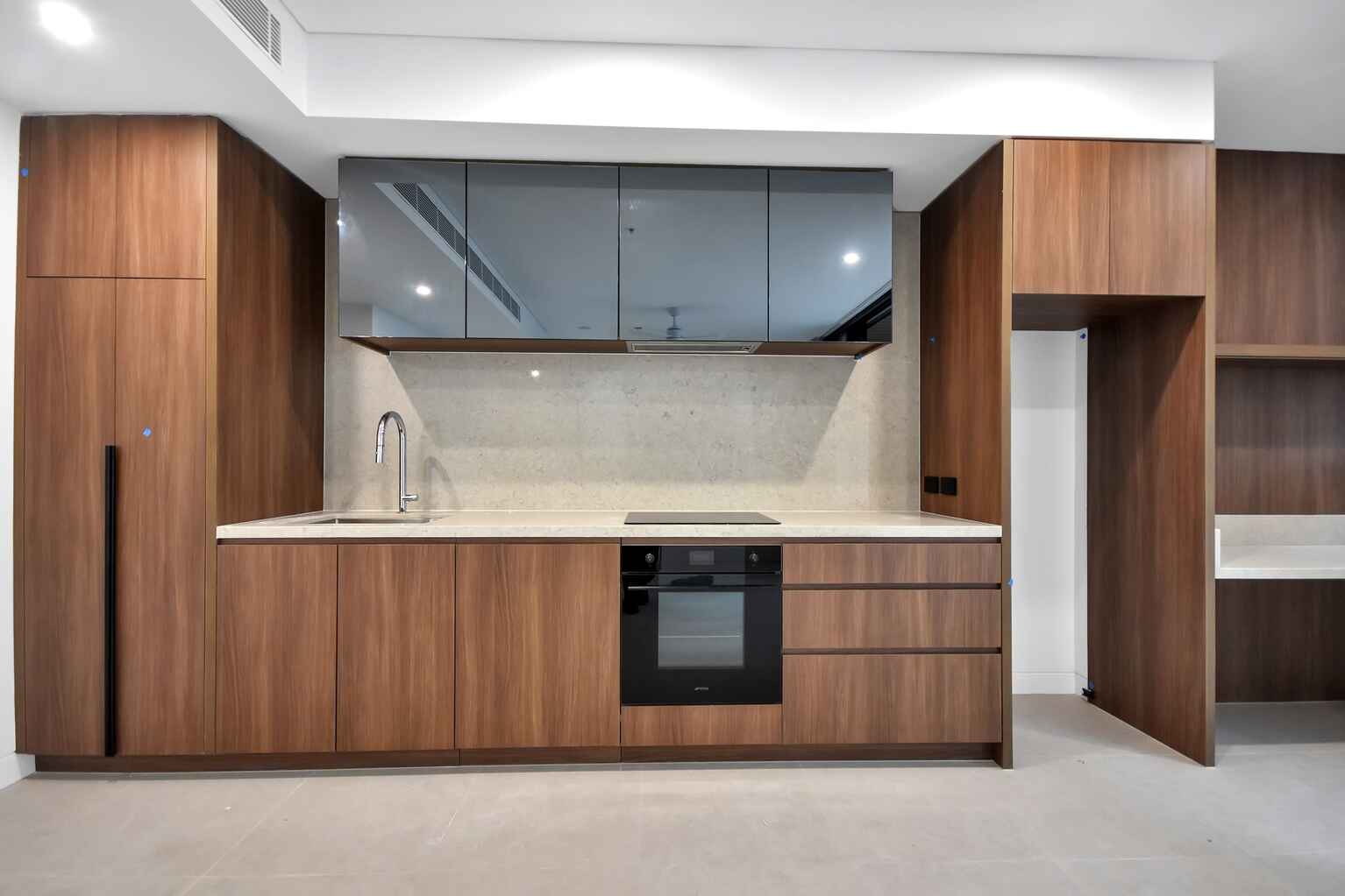 LW03/16A Llandaff Bondi Junction LW03/16A Llandaff Bondi Junction