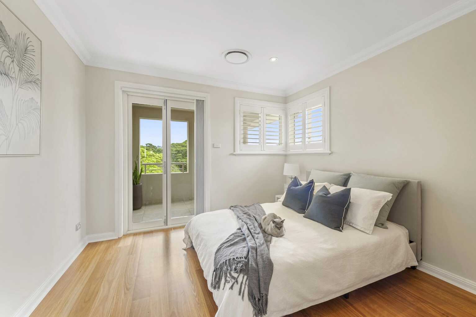 2/4 Albemarle Avenue Rose Bay