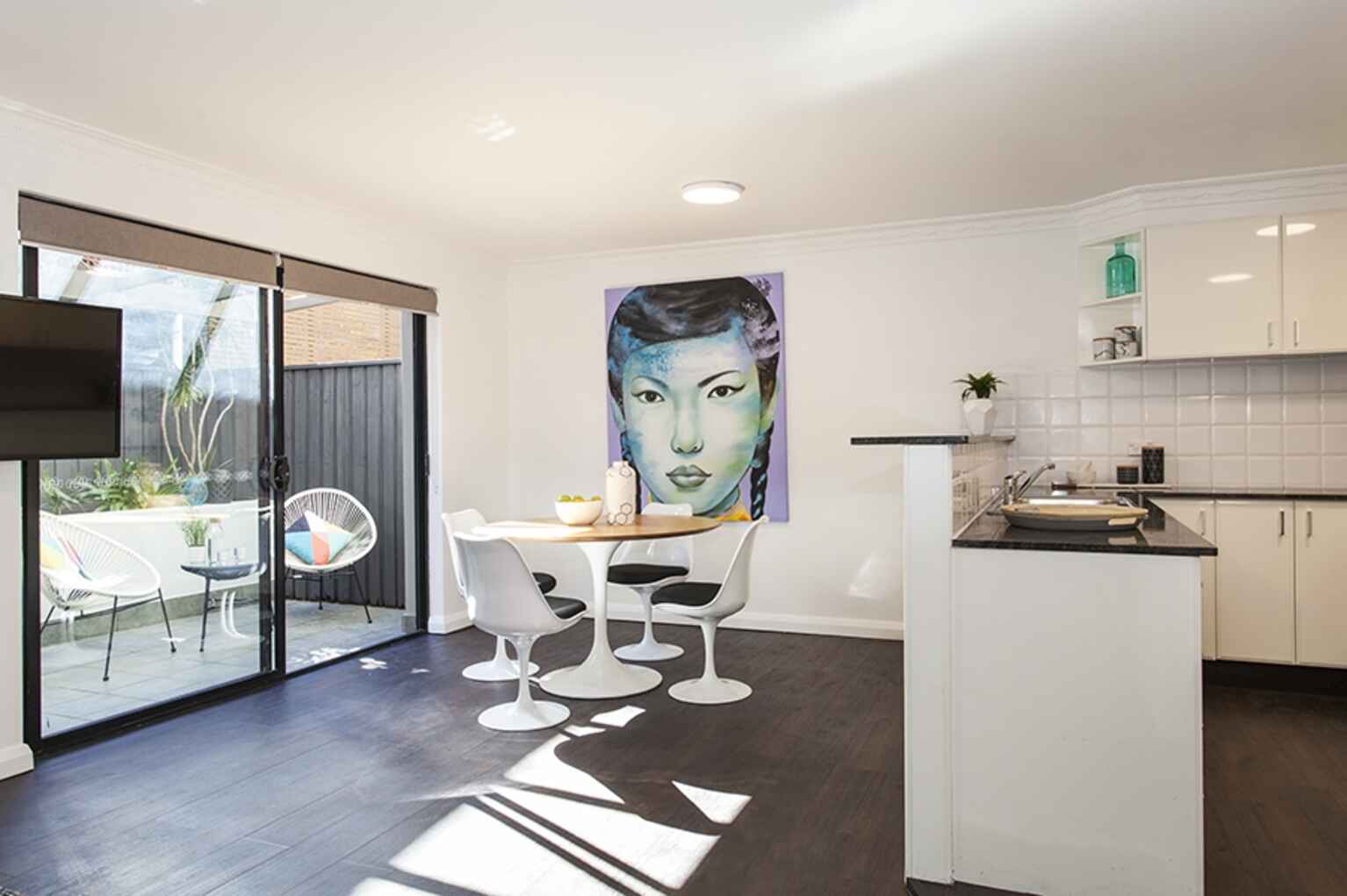 2/4 Warners Avenue North Bondi