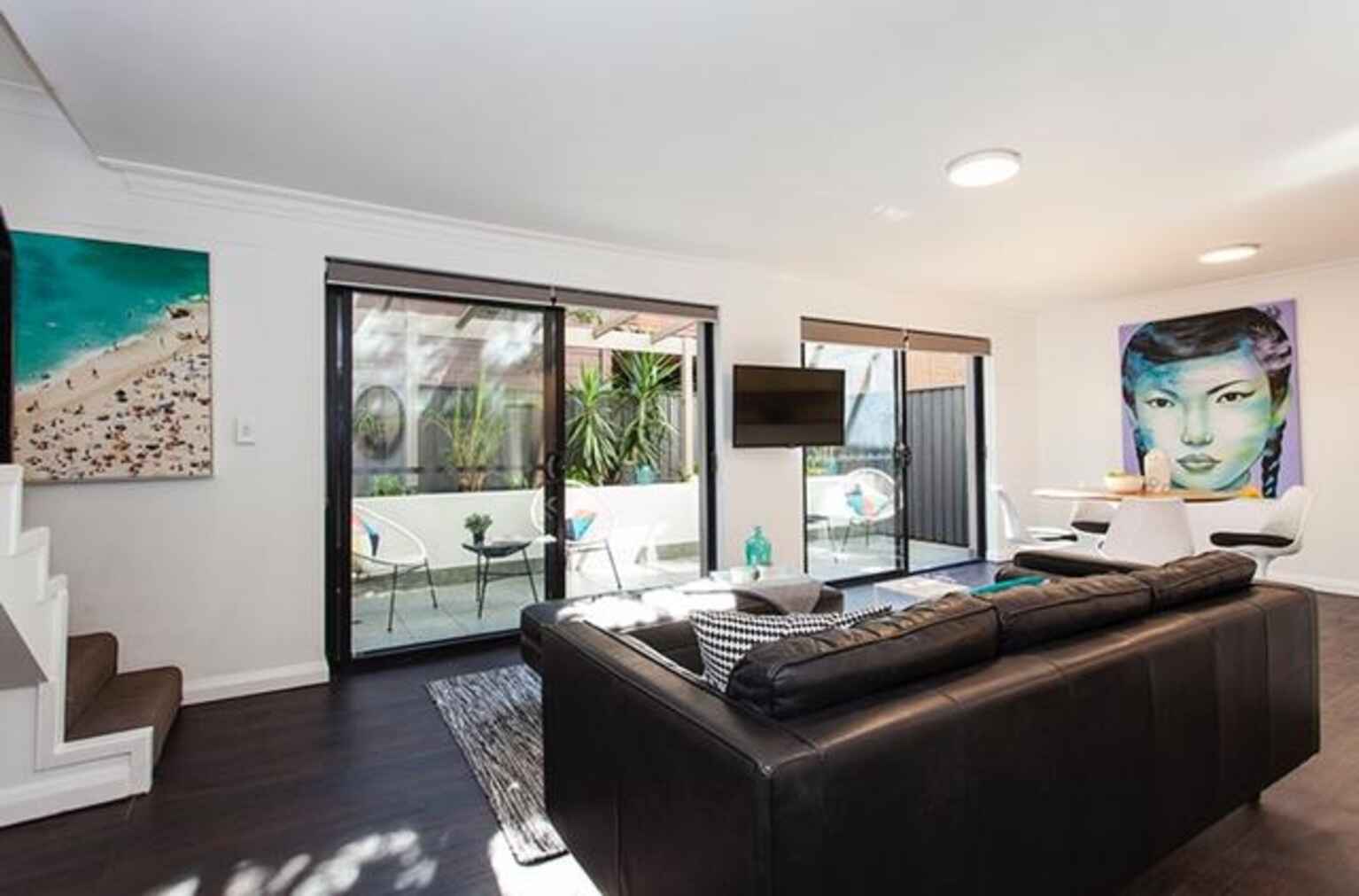 2/4 Warners Avenue North Bondi