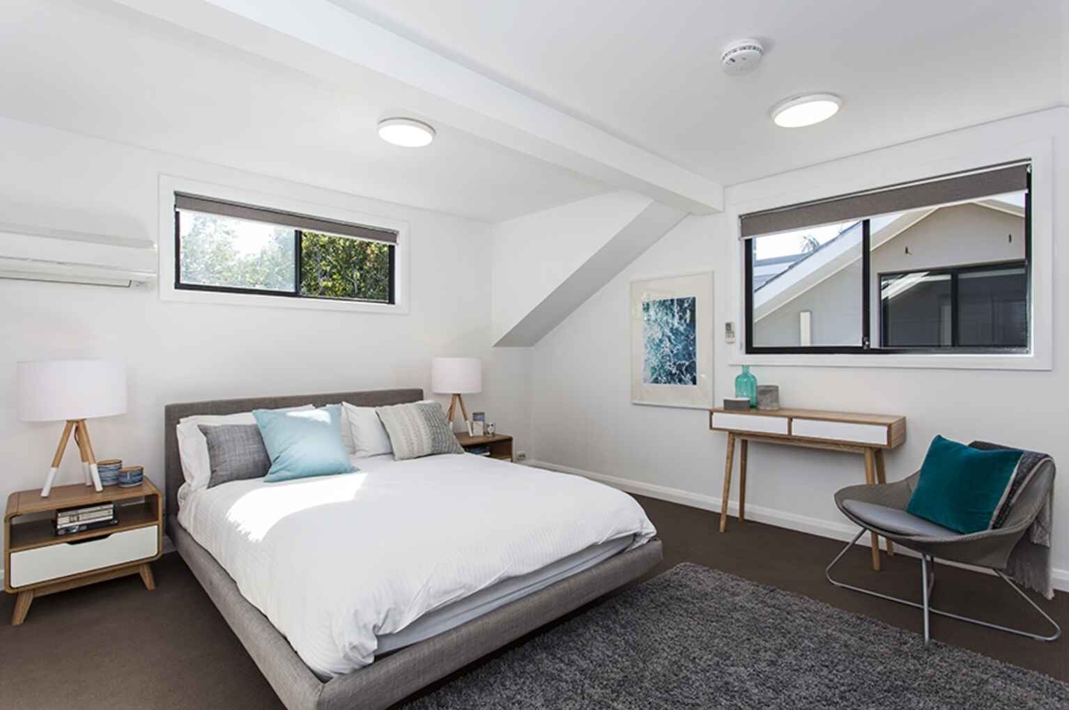 2/4 Warners Avenue North Bondi