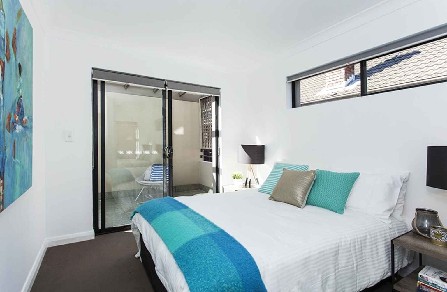 2/4 Warners Avenue North Bondi