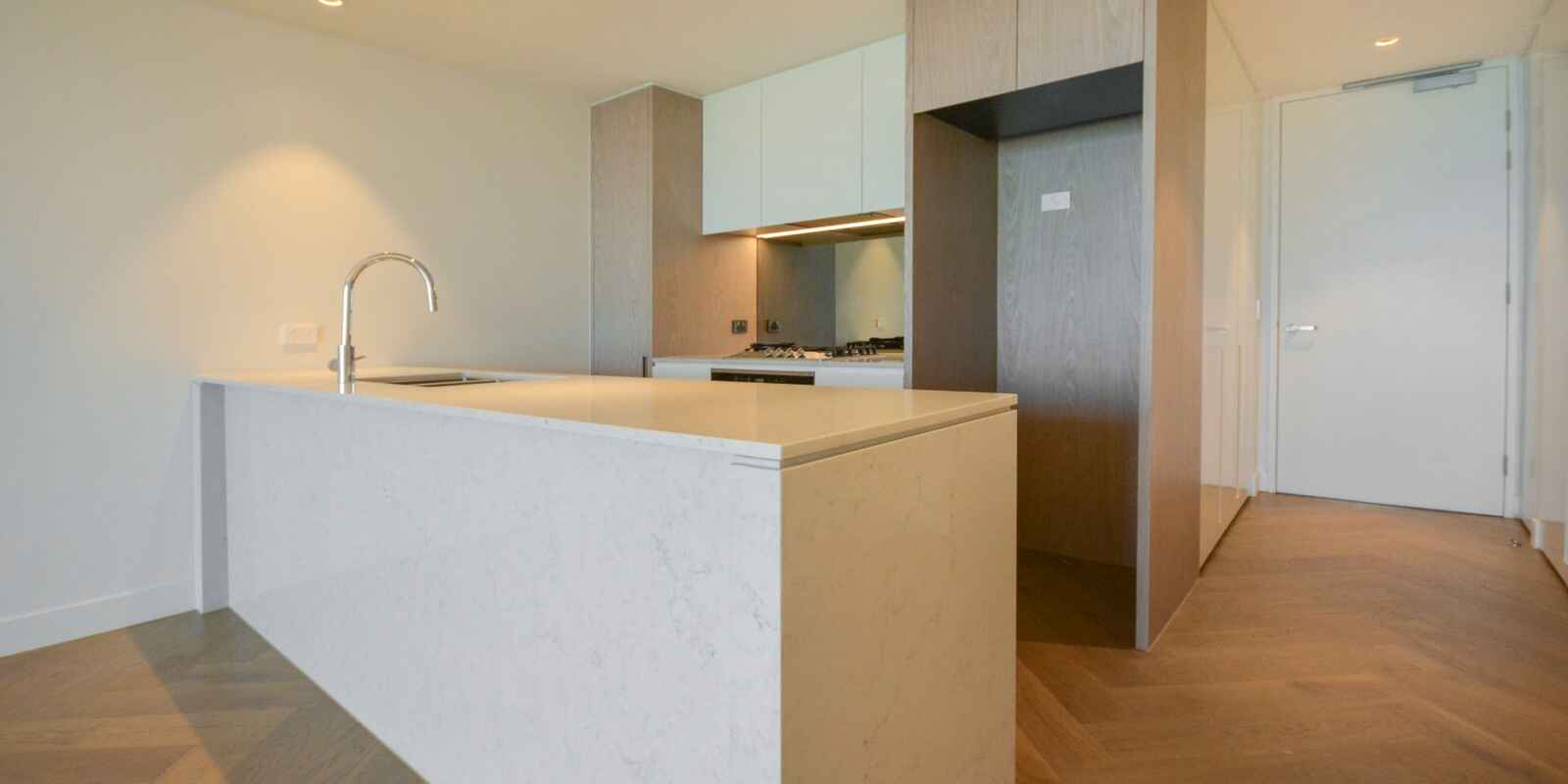 609/88 Alfred Street Milsons Point