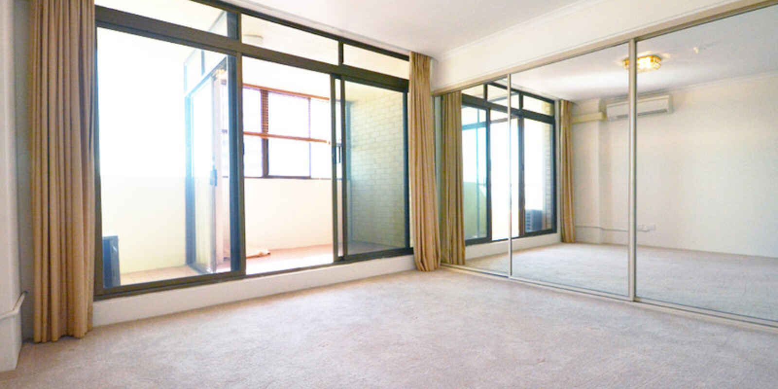 1102/1 Hollywood Avenue Bondi Junction