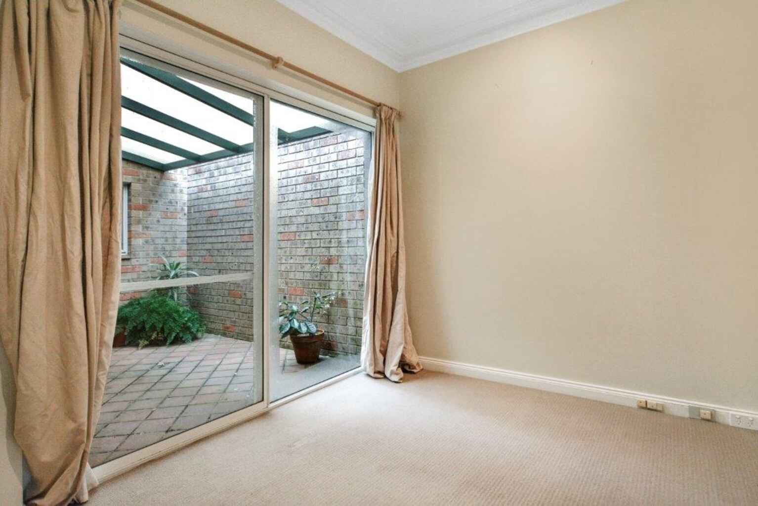 42 Edmund Street Queens Park