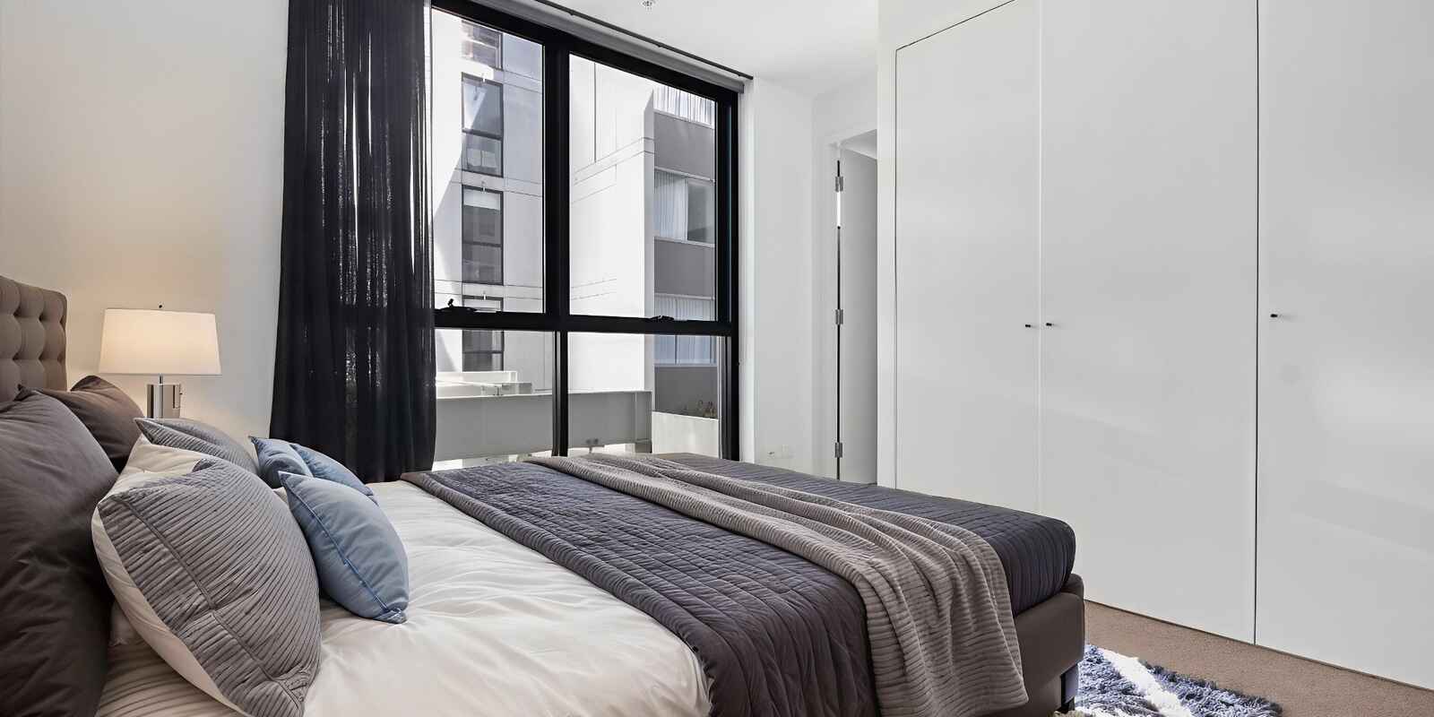 2bed/32-42 Spring Street Bondi Junction