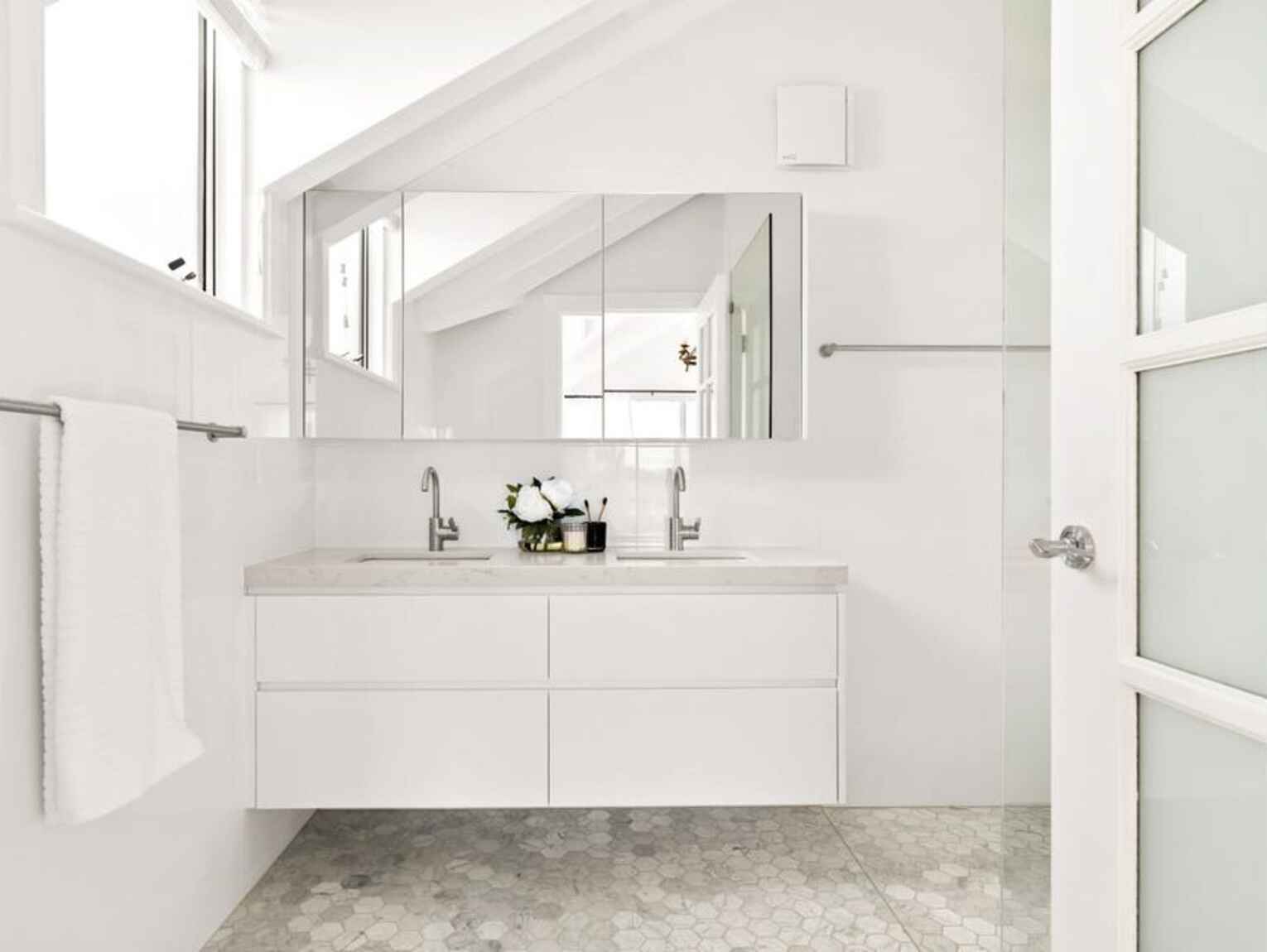 156 Brighton Boulevard North Bondi