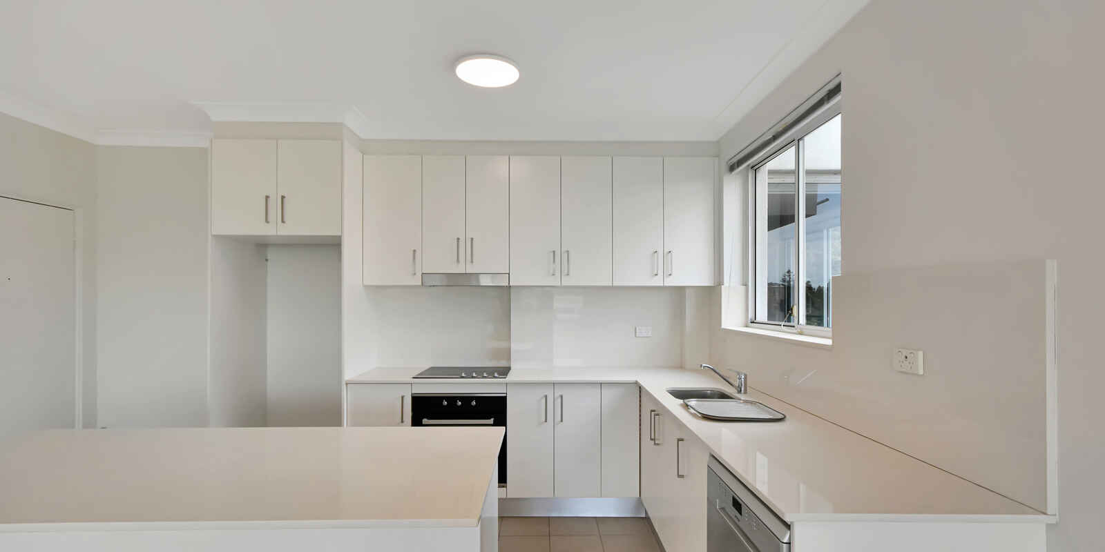 2/99 Dolphin Street Coogee