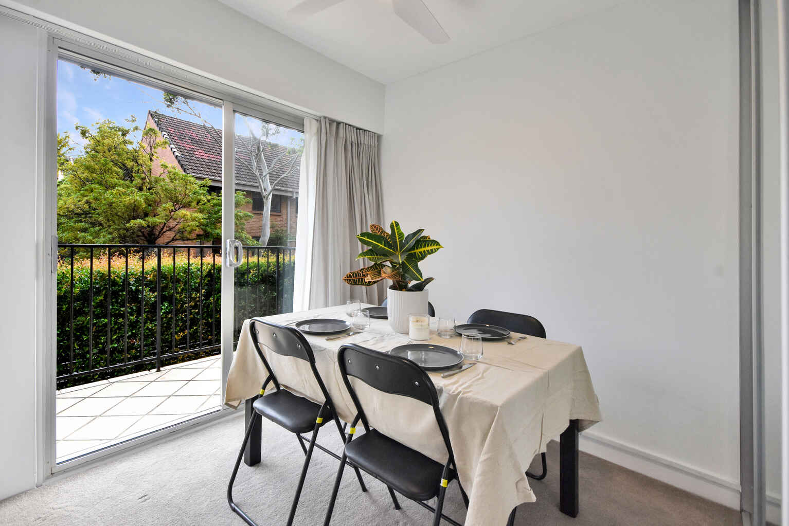 16/1 Cook Road Centennial Park
