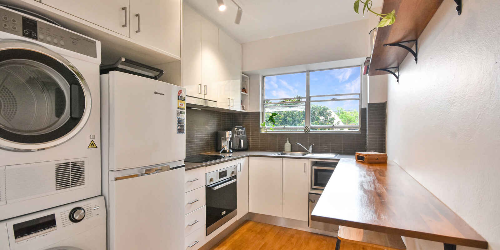 16/1 Cook Road Centennial Park