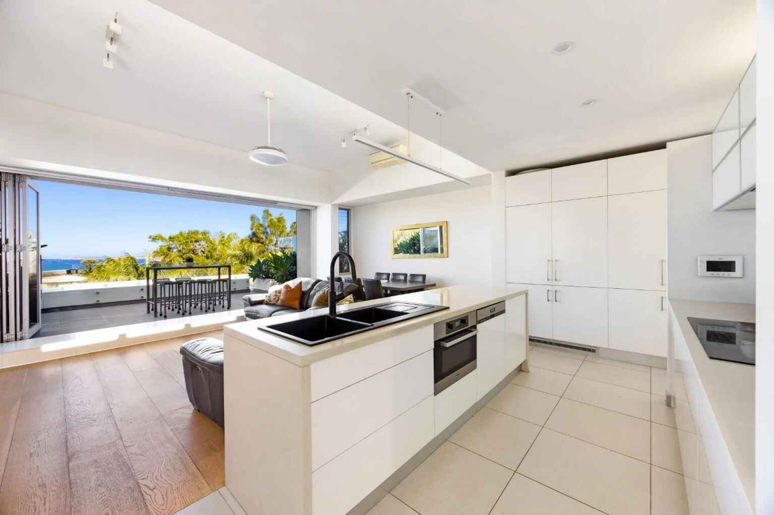 18 O'Donnell Street North Bondi