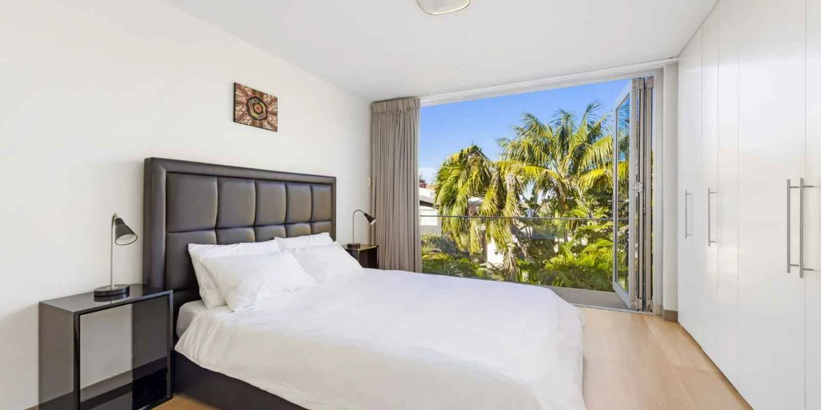 18 O'Donnell Street North Bondi